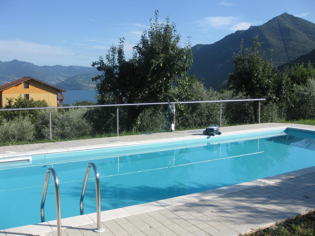 B&B Garden Solto Collina Eksteriør bilde
